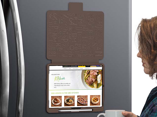 Rugged Synthetic Case with Magnetic Stand for iPad Pro 13 (2025) - Brown